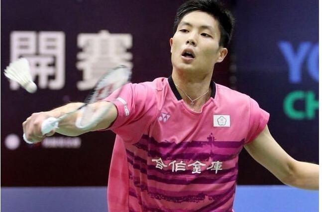 在职业足球 在职业足球