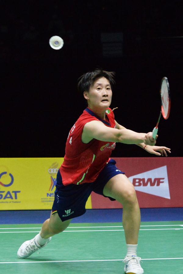 上拥有姆巴 上拥有姆巴