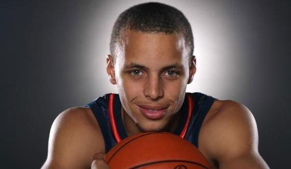 他拥有接近 他拥有接近