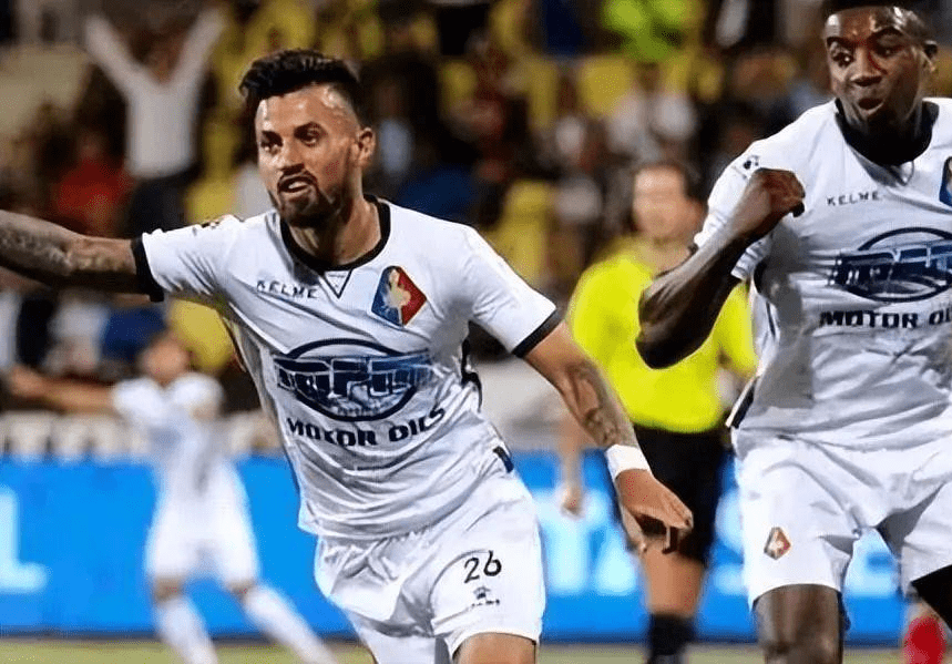 的战术风格 的战术风格