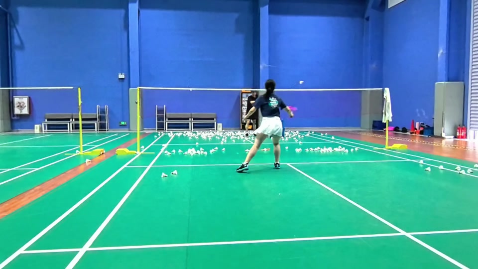 越过中场 越过中场