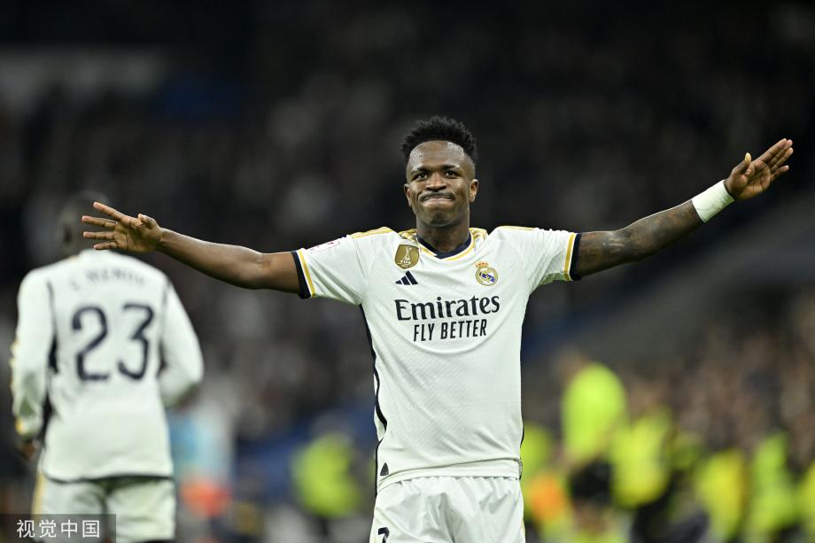 被对手摁住 被对手摁住