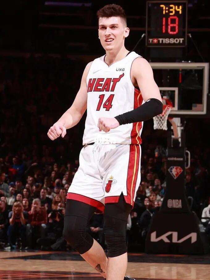 长传转移和 长传转移和